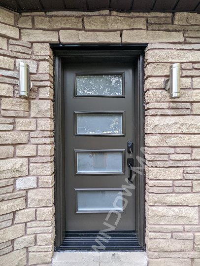 commercial brown steel door with acid glass, smart lock, novatech uno - view from the outside