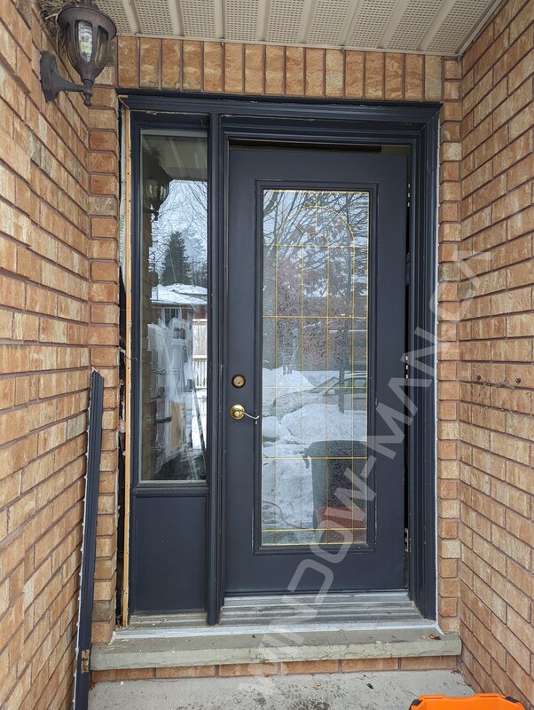 steel door with sidelight and full port union wrought iron glass, smart lock, active sidelight - before-after