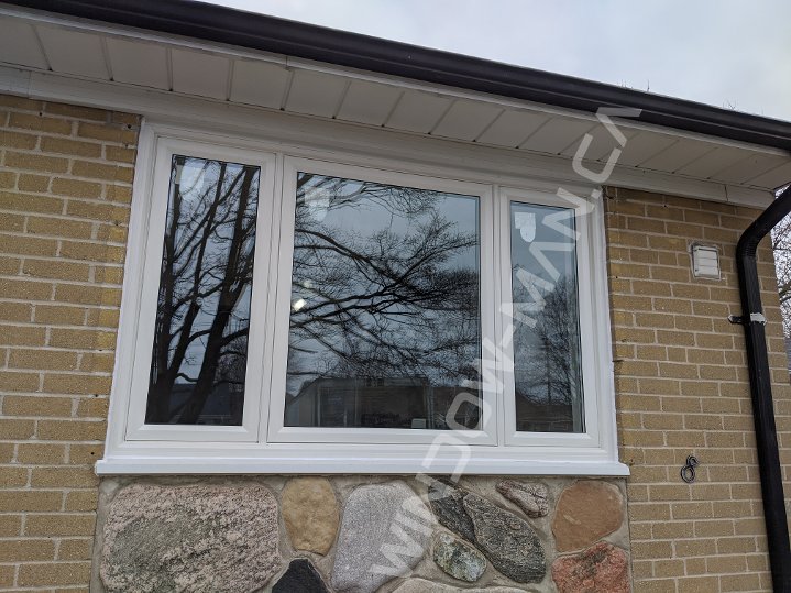windows for family room - outside view