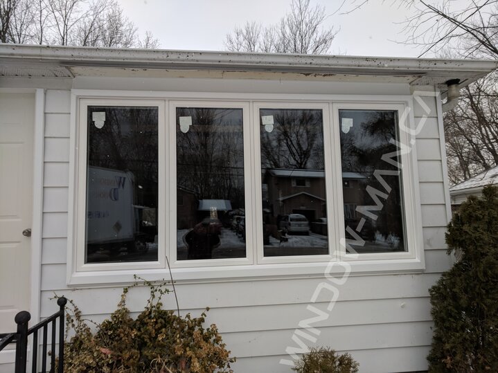 windows living room - closed