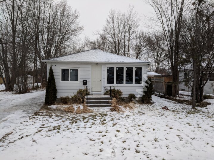 windows living room - outside view